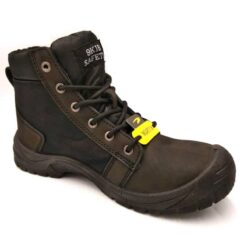 รองเท้า safety สีดำ